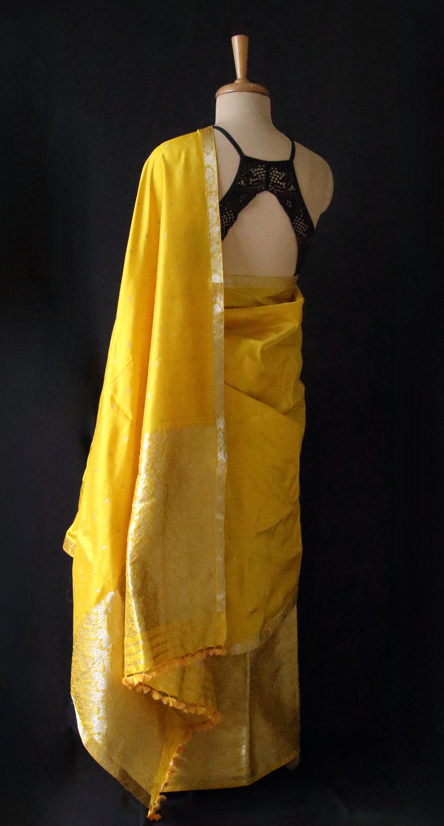 Lemon Yellow Mulberry Silk Traditional Mekhla Chador Set