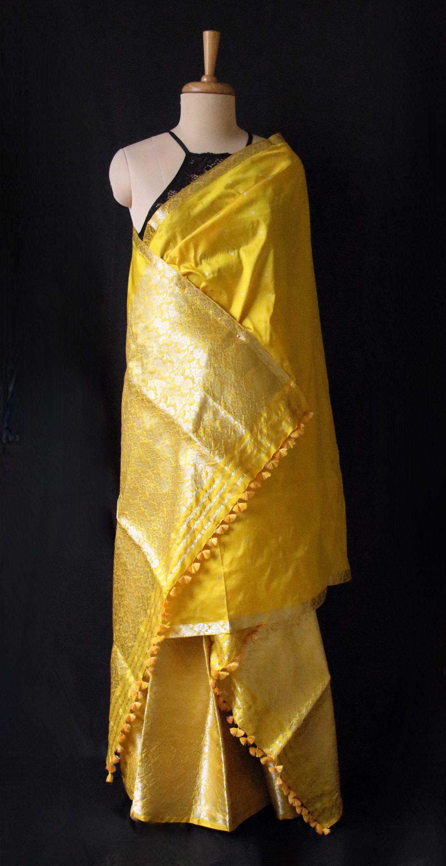 Lemon Yellow Mulberry Silk Traditional Mekhla Chador Set