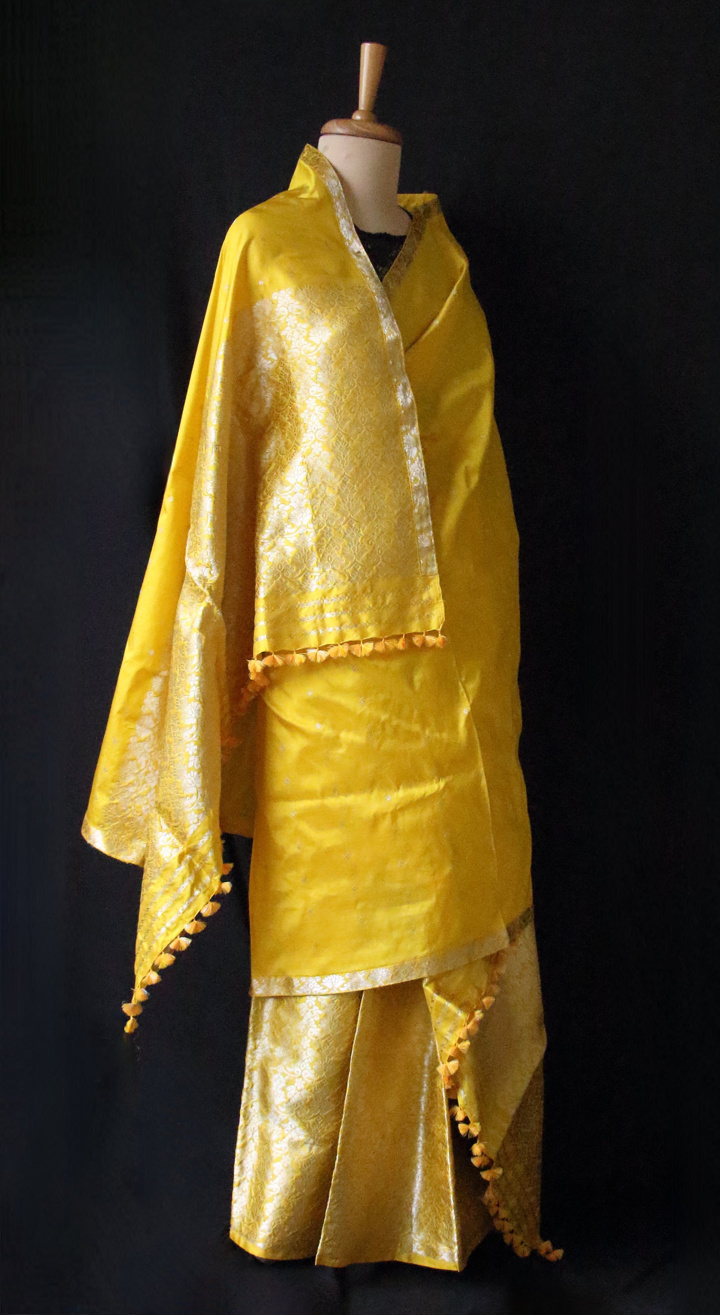 Lemon Yellow Mulberry Silk Traditional Mekhla Chador Set