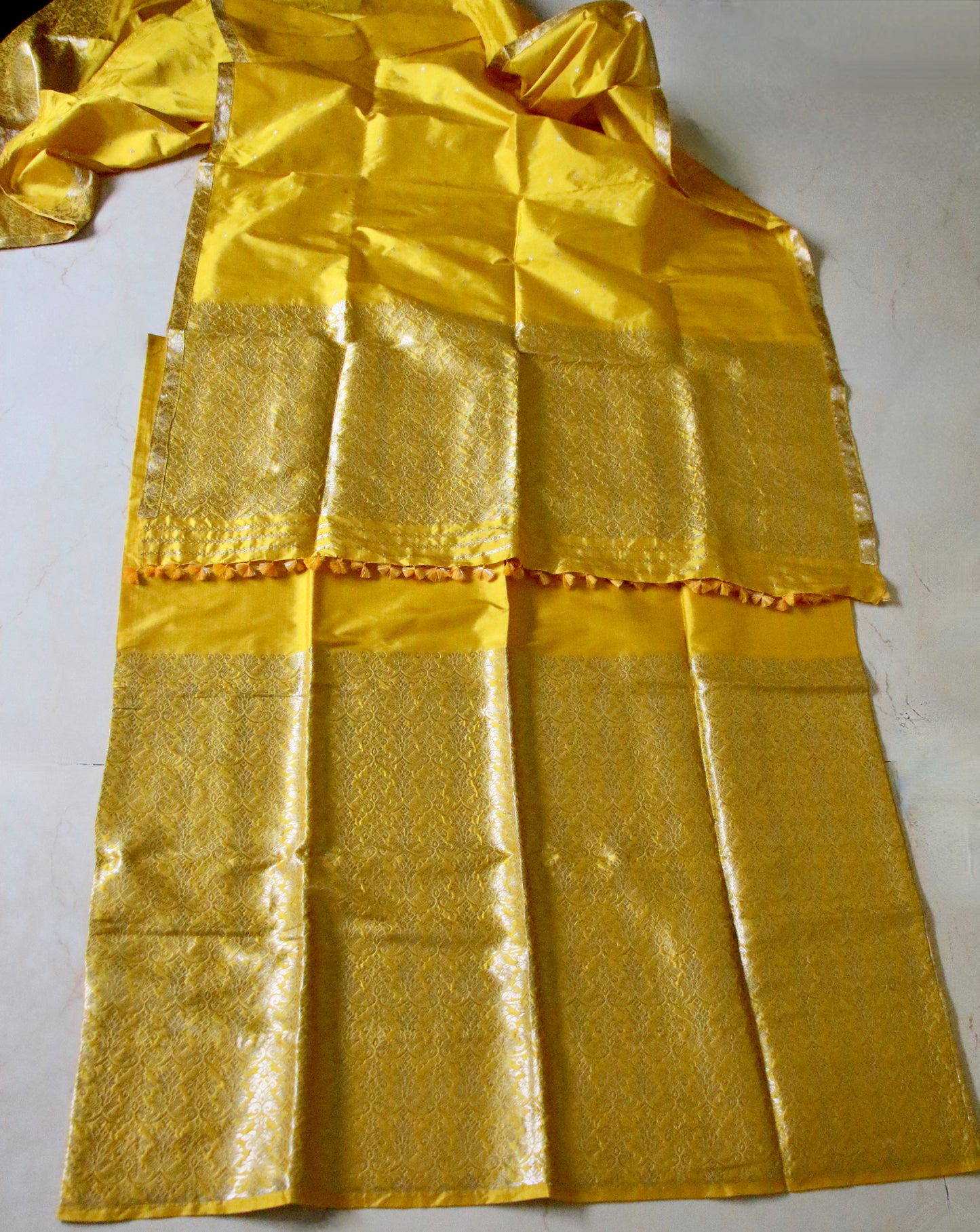 Lemon Yellow Mulberry Silk Traditional Mekhla Chador Set