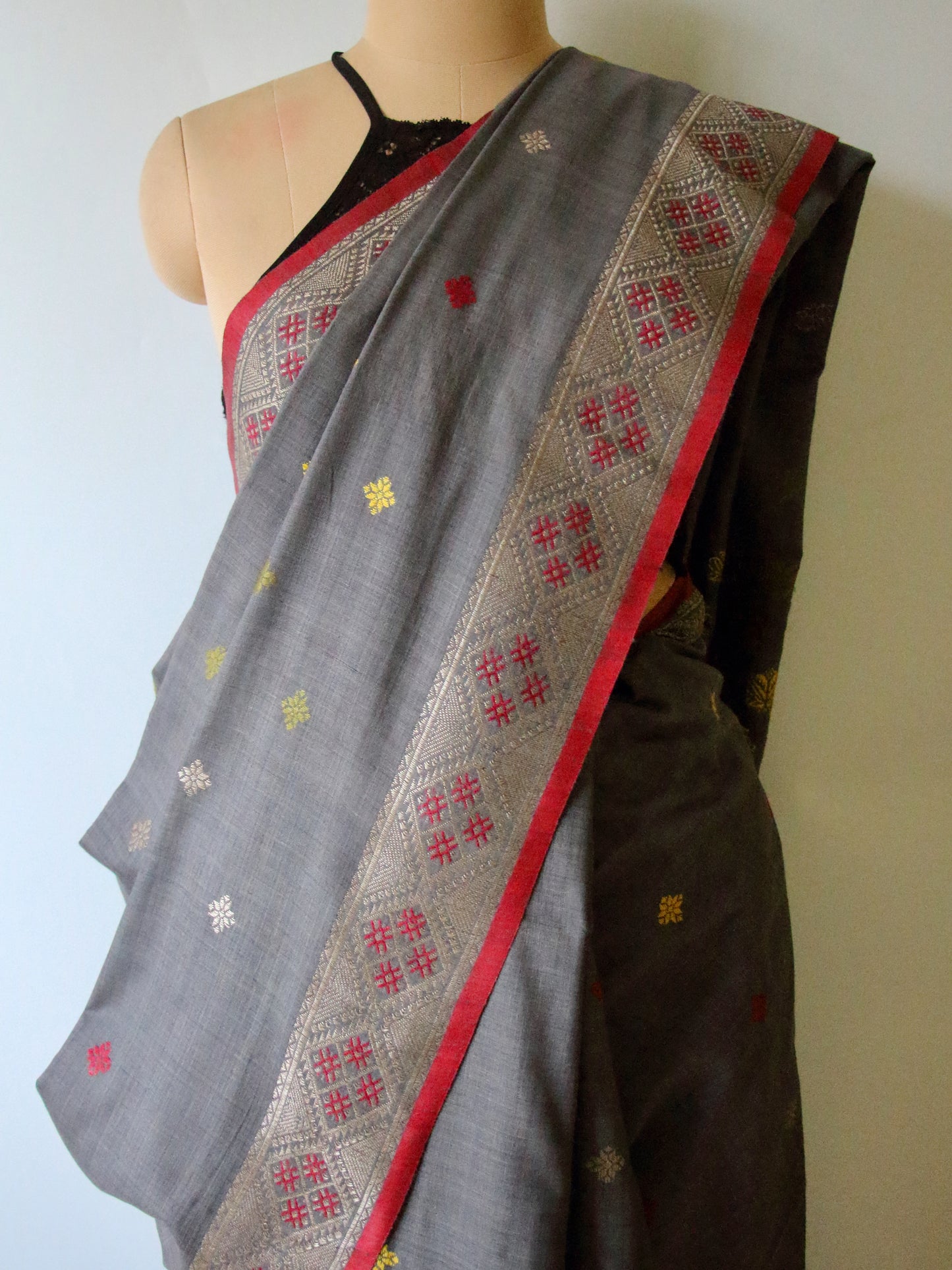 Natural Dyed Grey Handloom Eri Silk  Sari from Assam