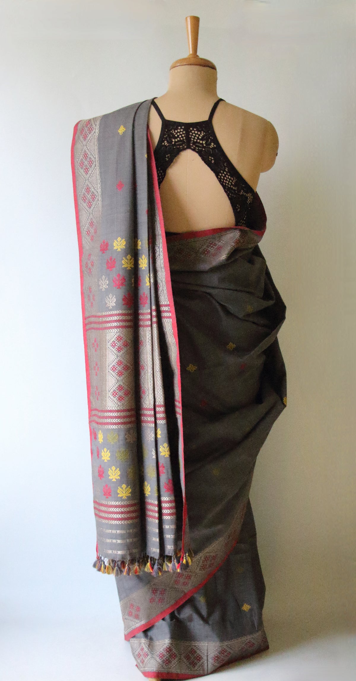 Natural Dyed Grey Handloom Eri Silk  Sari from Assam