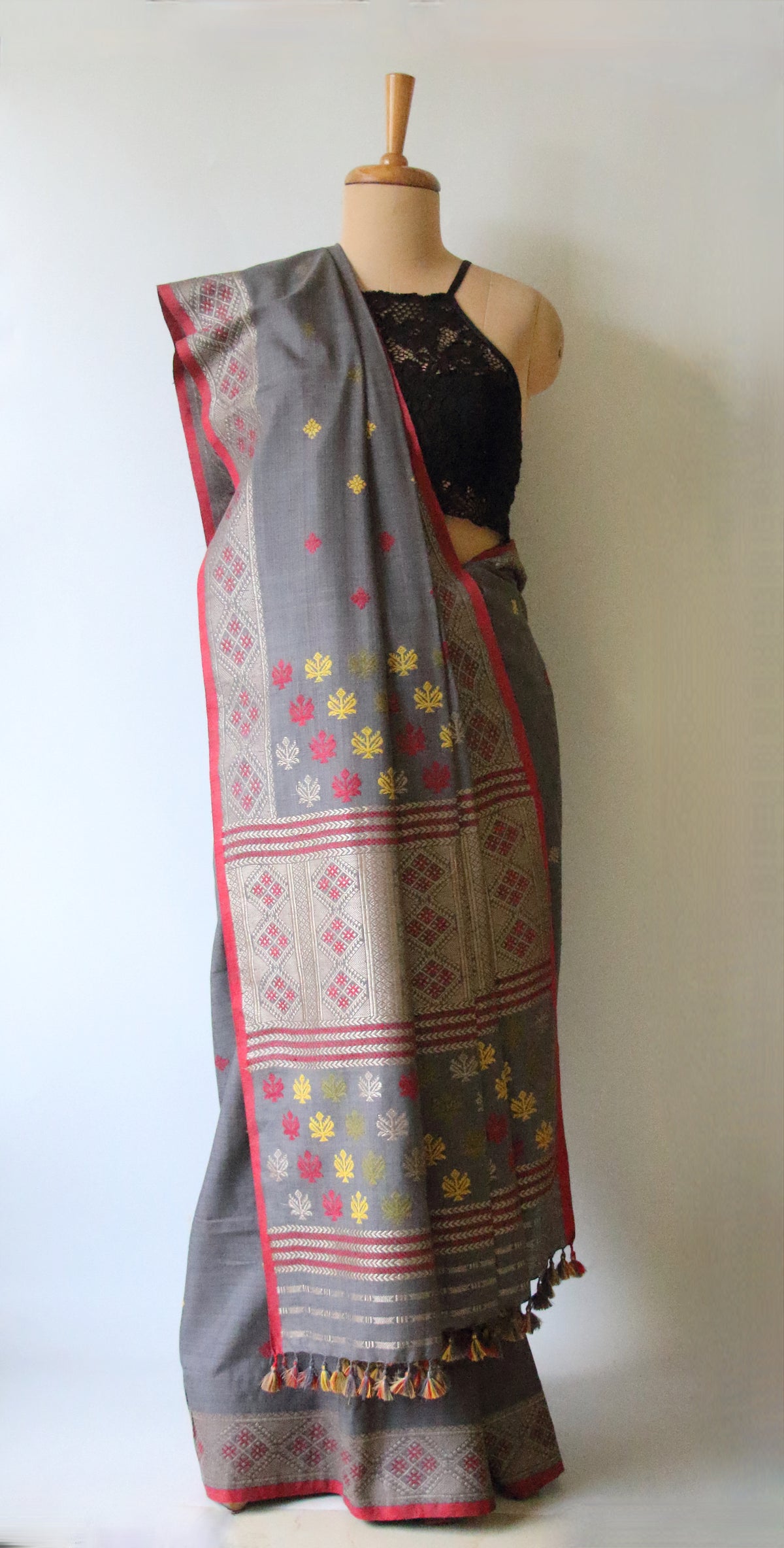 Natural Dyed Grey Handloom Eri Silk  Sari from Assam