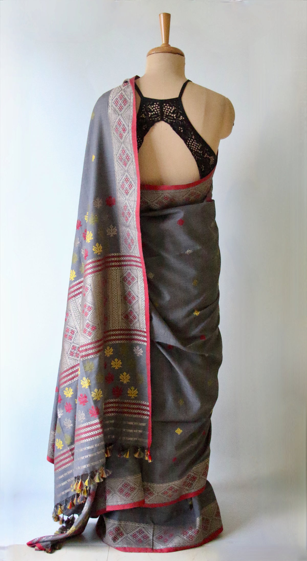Natural Dyed Grey Handloom Eri Silk  Sari from Assam