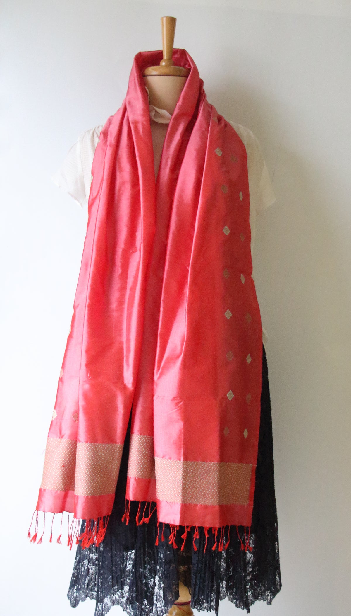 Rose Pink Handwoven Mulberry Silk Scarf / Stole from Assam