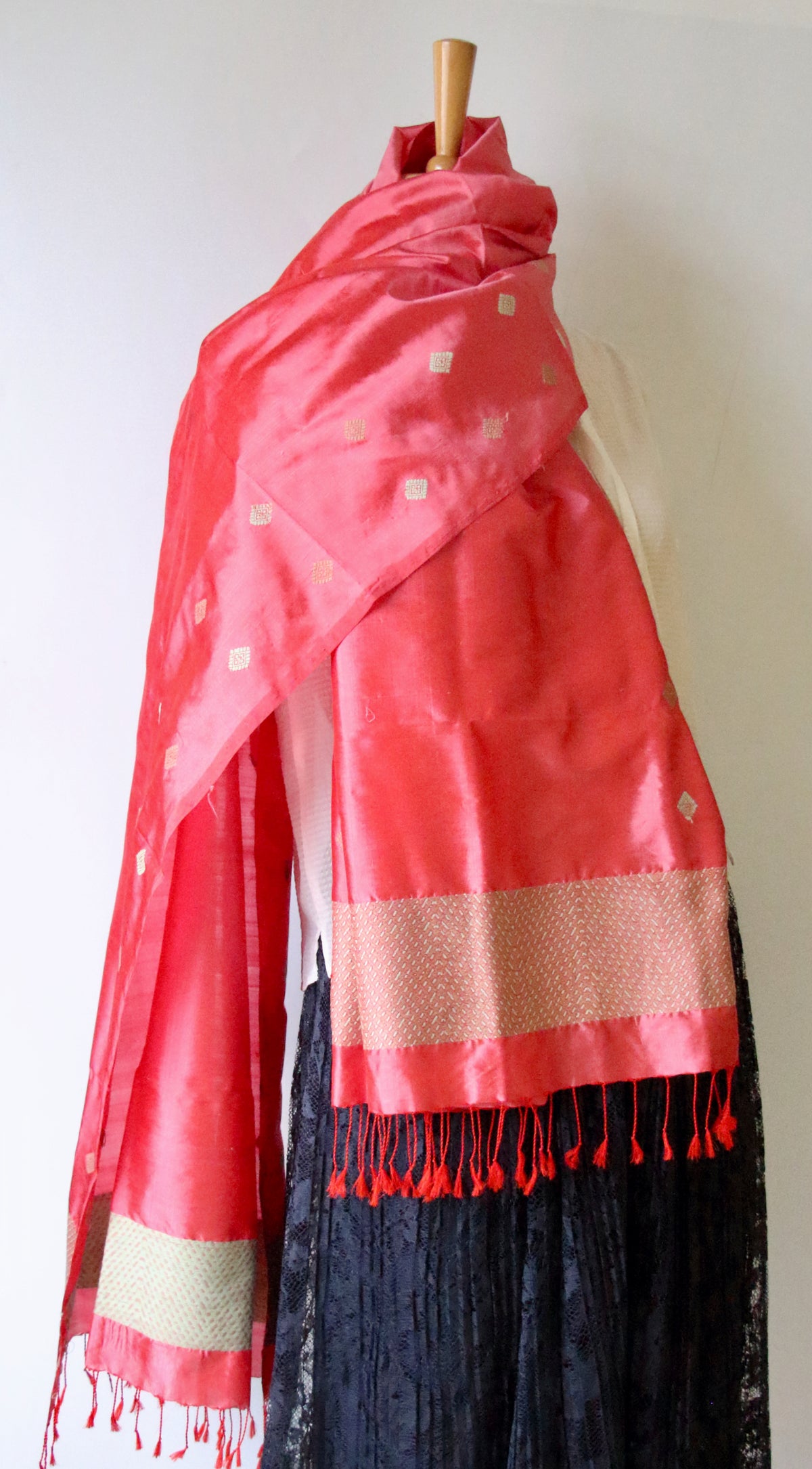 Rose Pink Handwoven Mulberry Silk Scarf / Stole from Assam