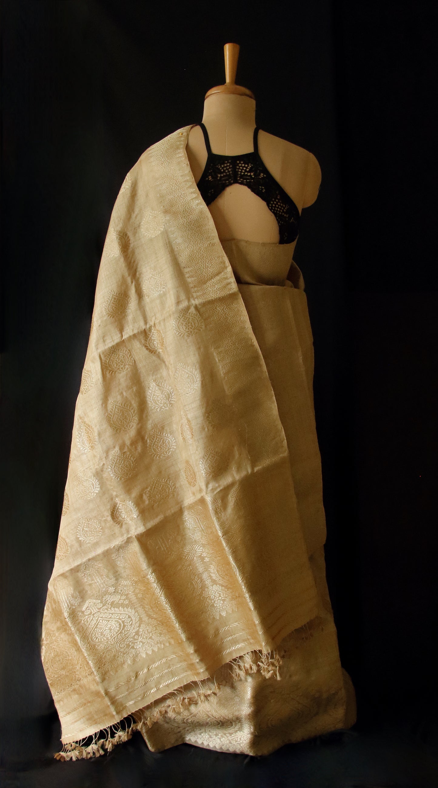 Muga Silk Mekhela Chador with Muga Silk Motifs Set