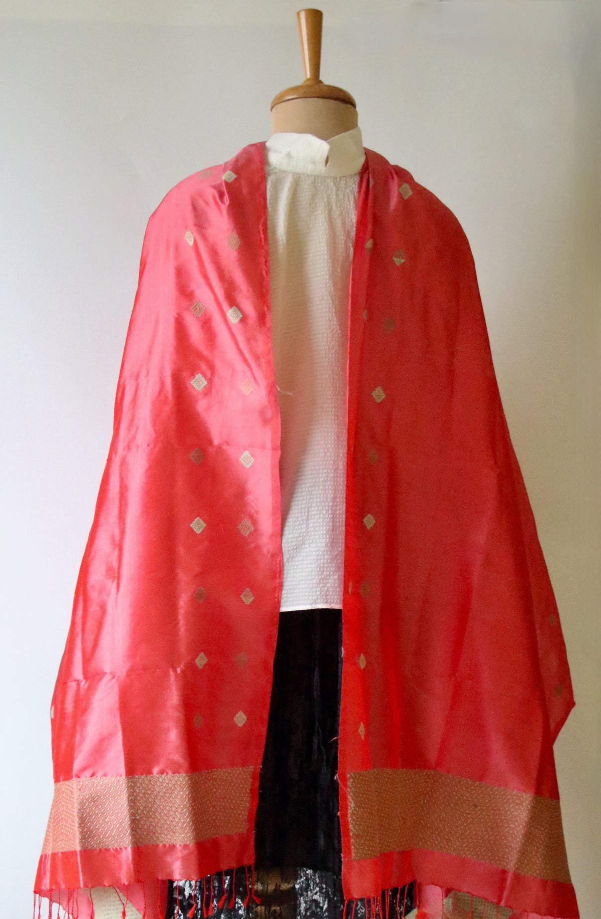 Rose Pink Handwoven Mulberry Silk Scarf / Stole from Assam
