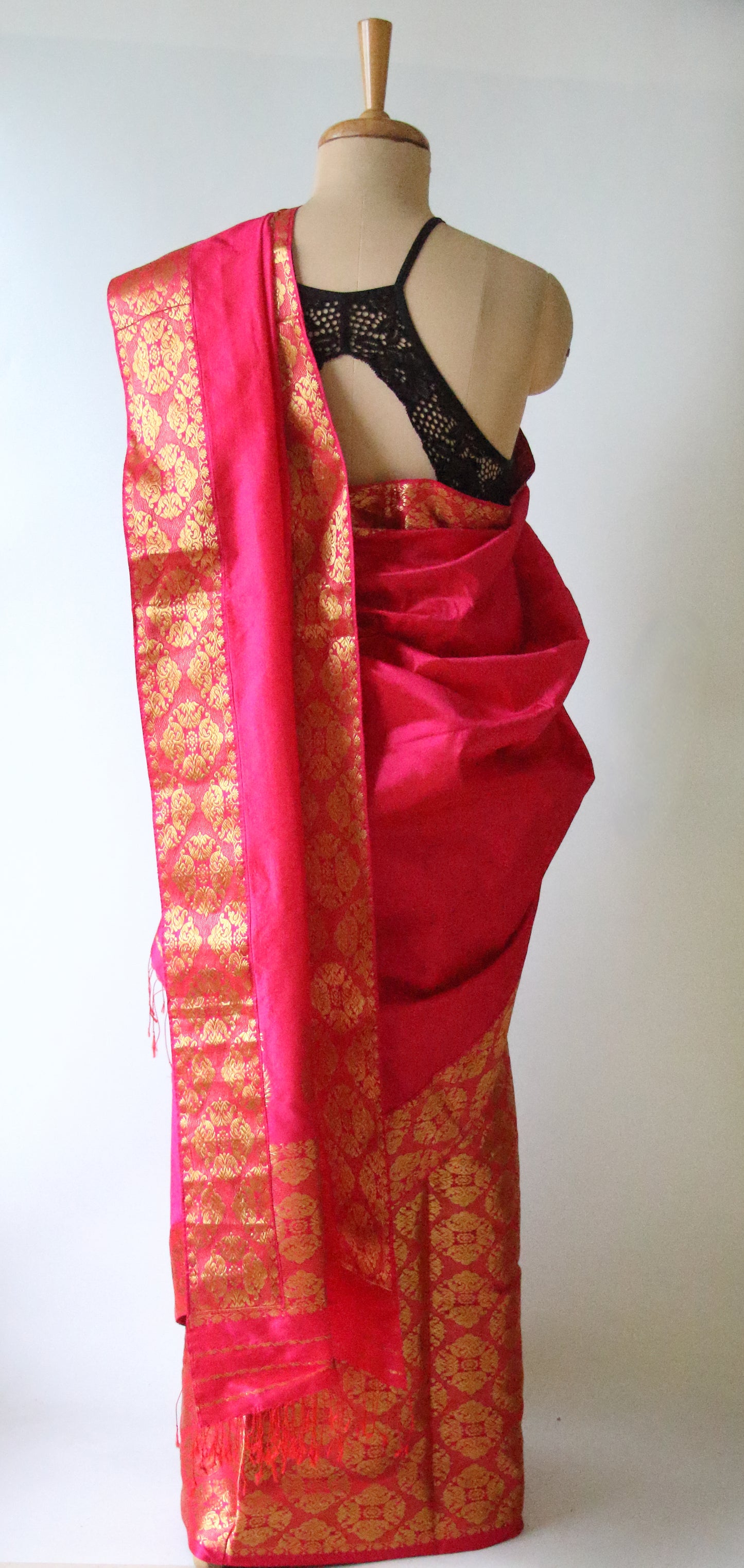 Rani Pink  Traditional Handloom Mulberry Silk Mekhla Chador Set from Assam