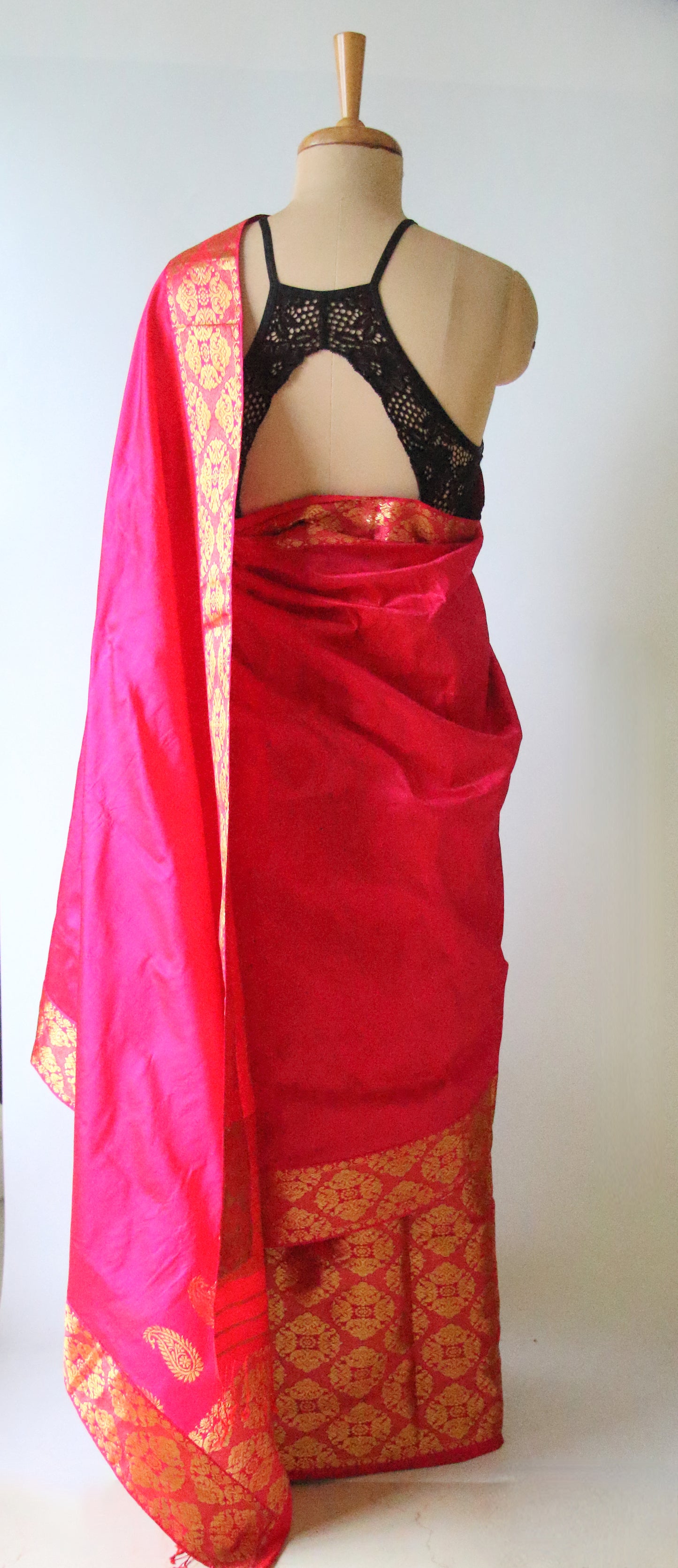 Rani Pink  Traditional Handloom Mulberry Silk Mekhla Chador Set from Assam