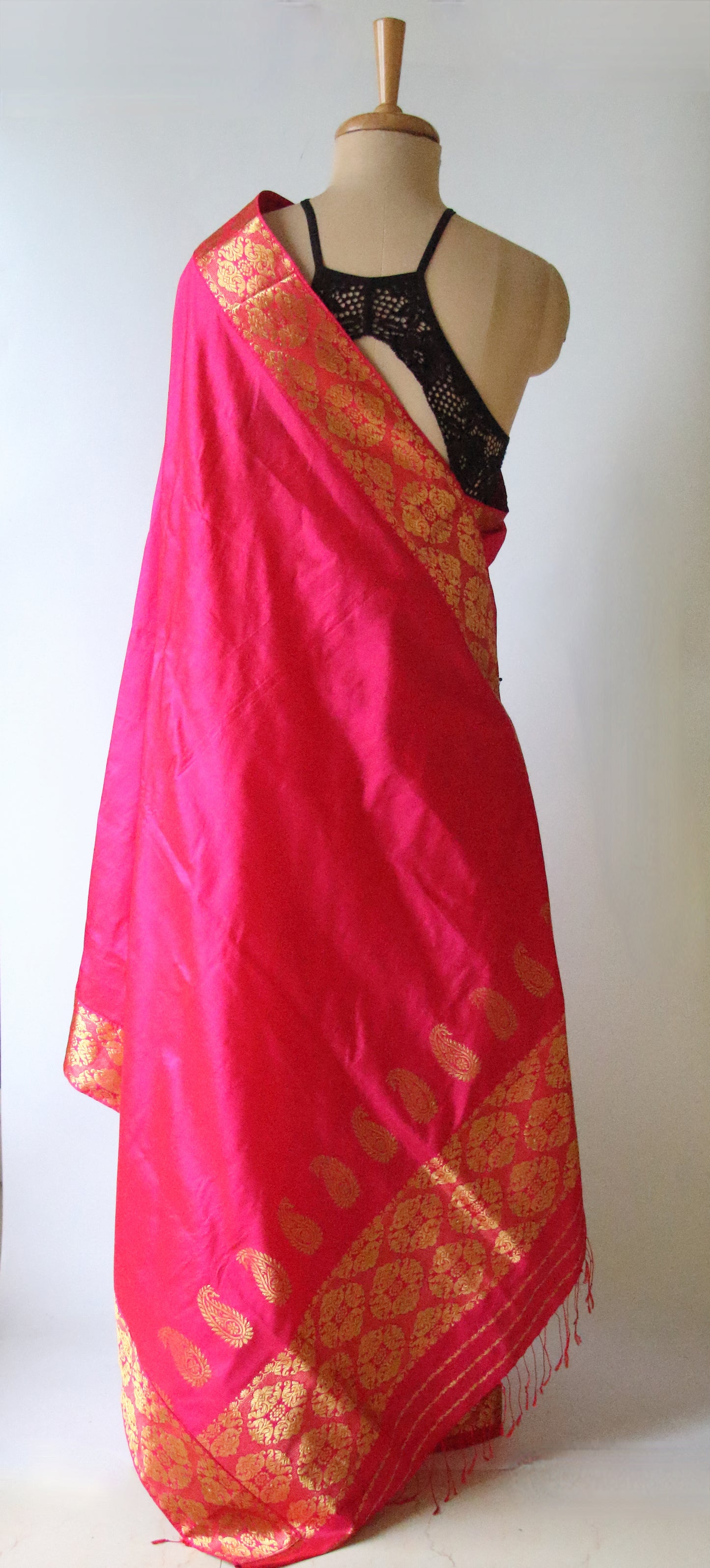 Rani Pink  Traditional Handloom Mulberry Silk Mekhla Chador Set from Assam