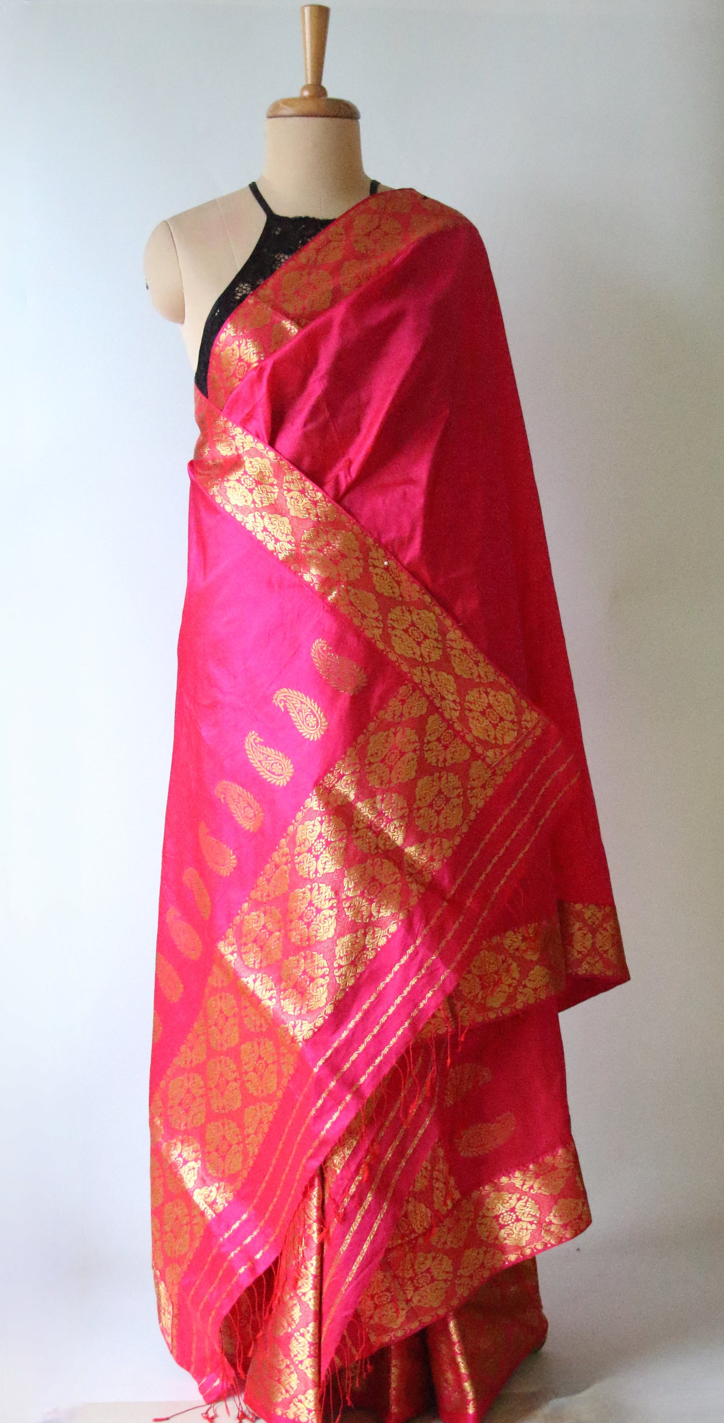 Rani Pink  Traditional Handloom Mulberry Silk Mekhla Chador Set from Assam