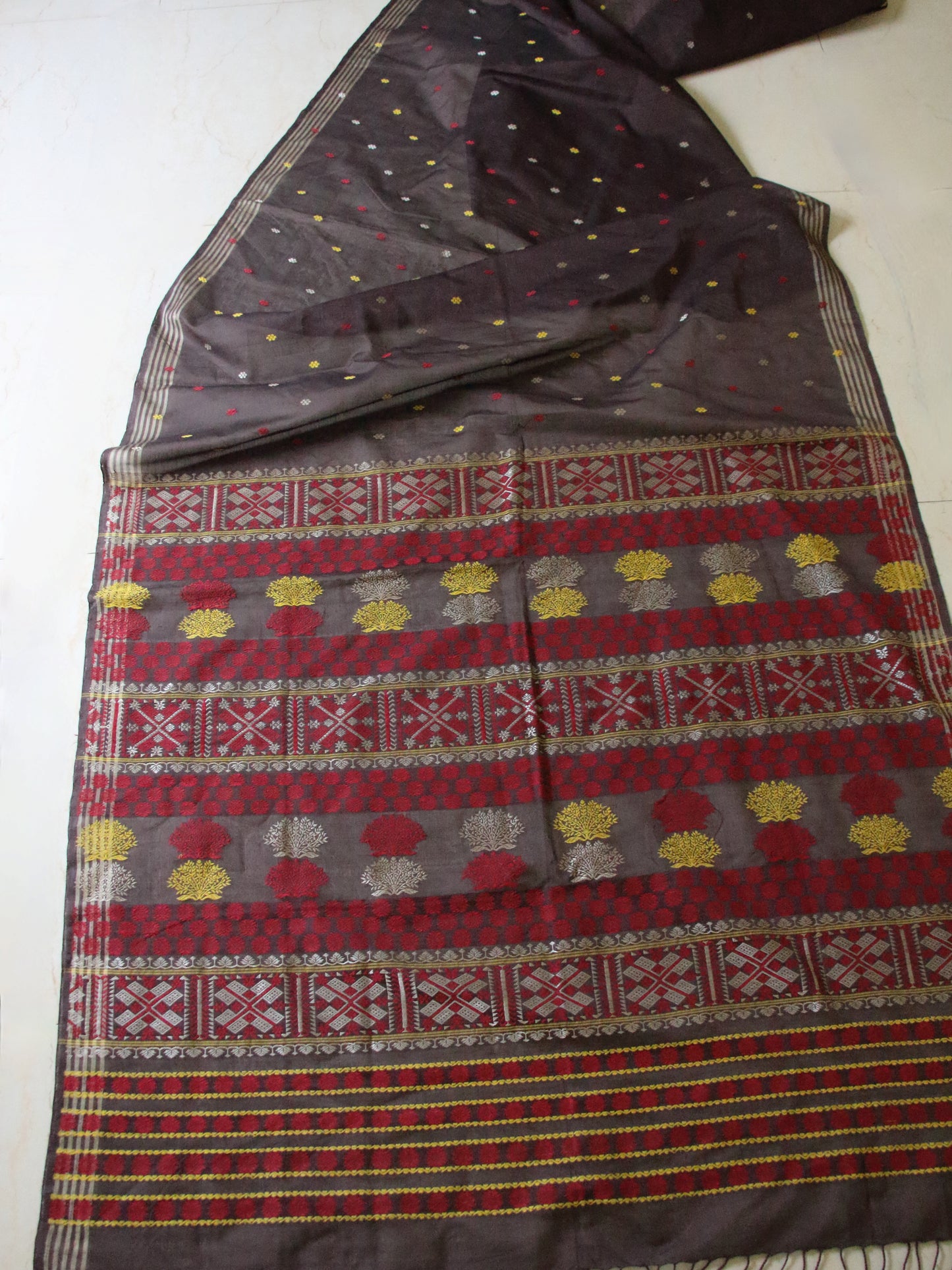 Natural Dyed Handloom Cotton Silk Saree from Assam , India