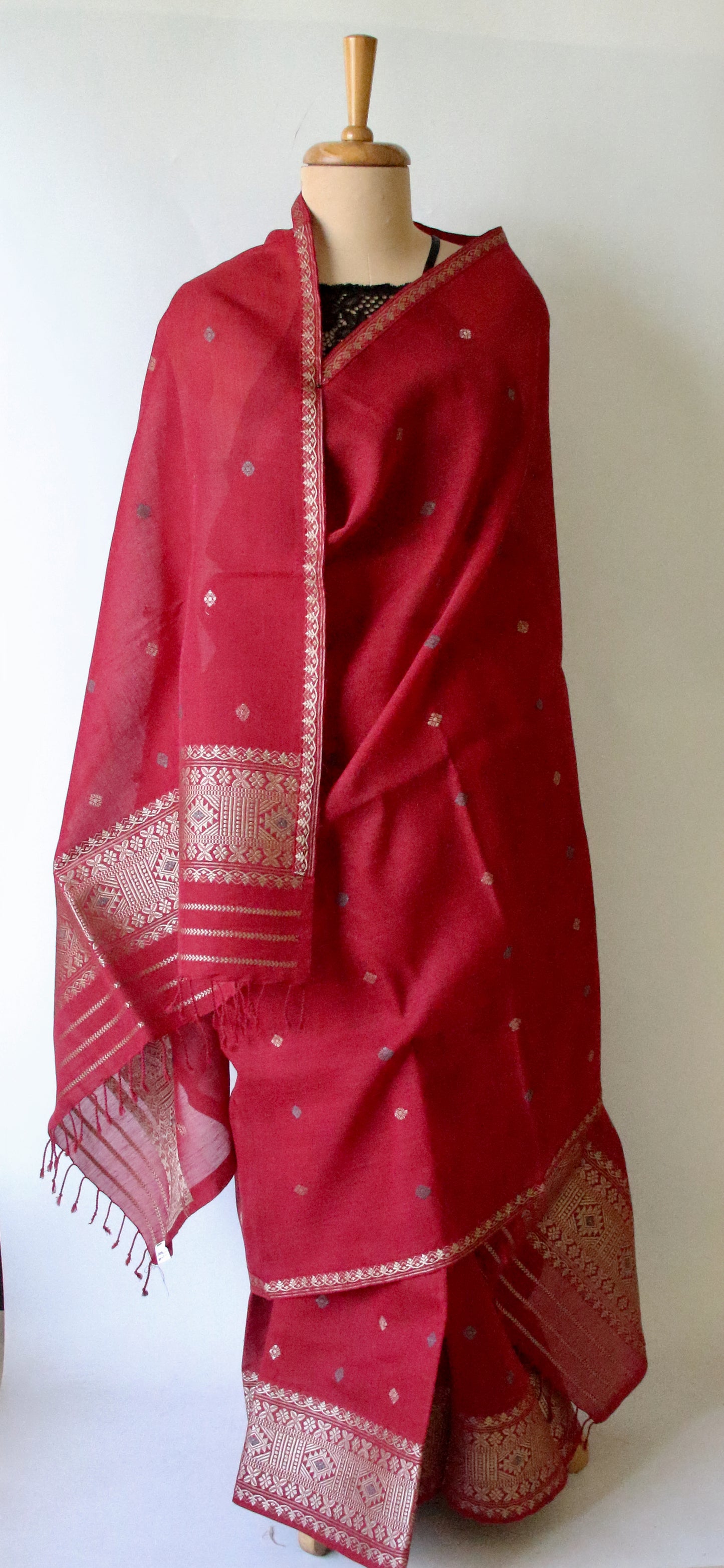 Maroon Natural dyed  Cotton Silk Handloom Mekhela Chador Set from Assam (Copy)