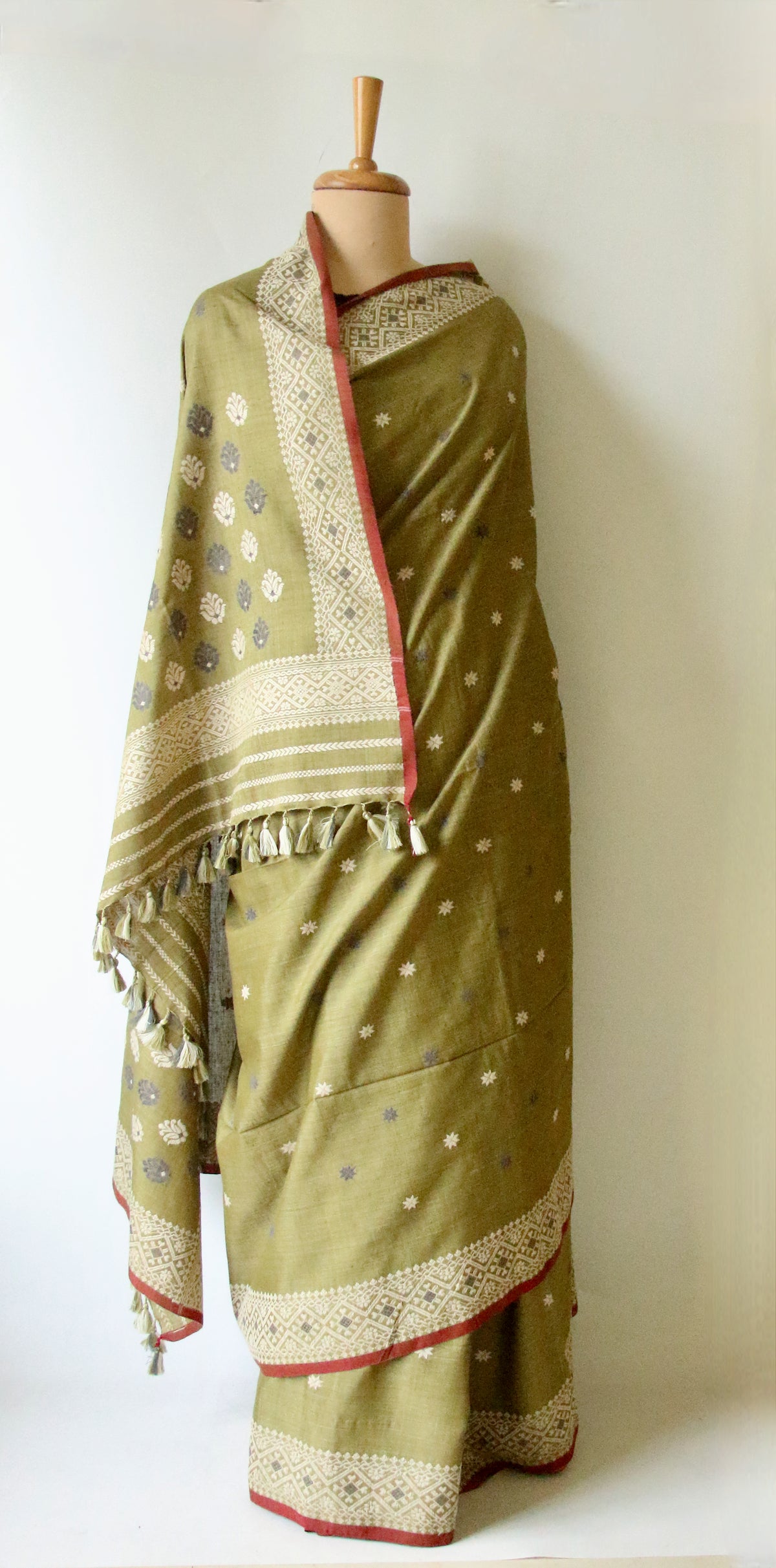 Natural Dyed Green Handloom Eri Silk  Sari from Assam