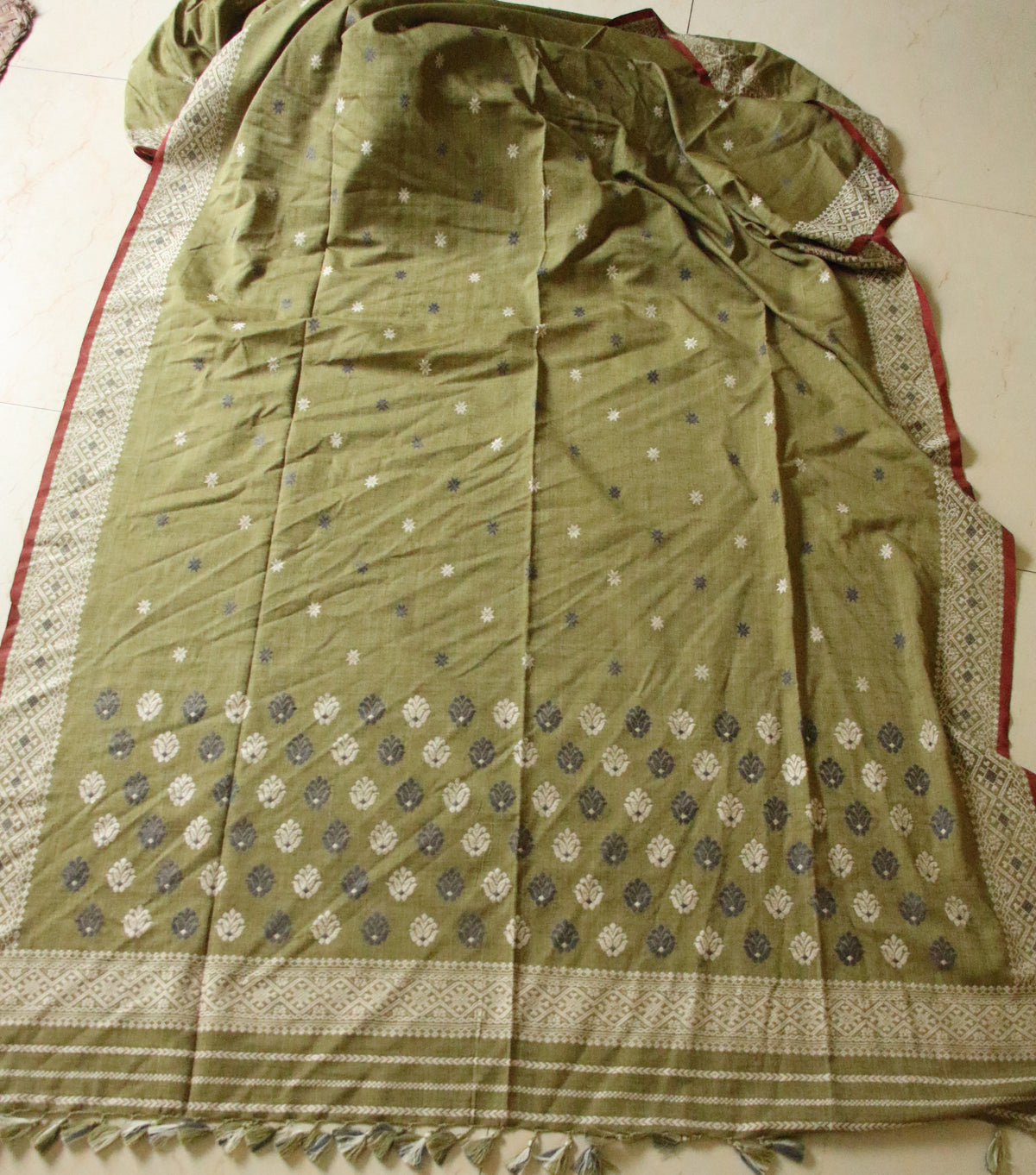 Natural Dyed Green Handloom Eri Silk  Sari from Assam