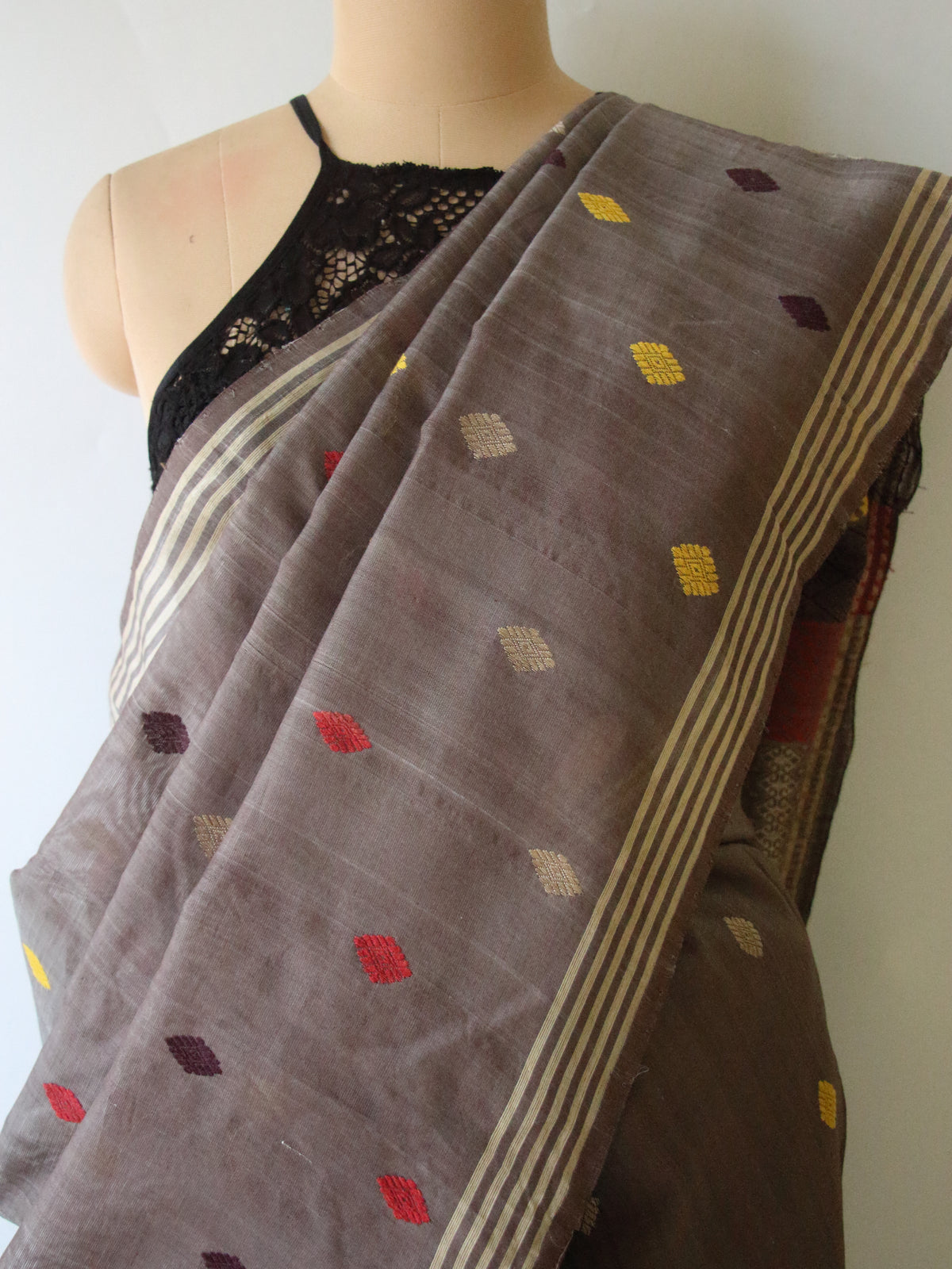 Natural Dyed Grey Handloom Cotton Silk Saree from Assam