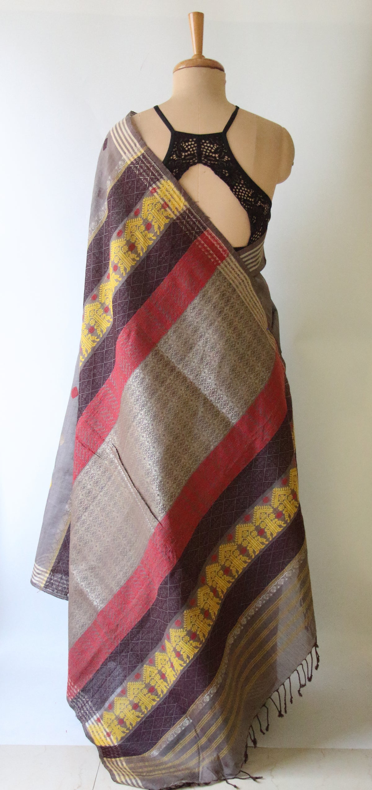 Natural Dyed Grey Handloom Cotton Silk Saree from Assam