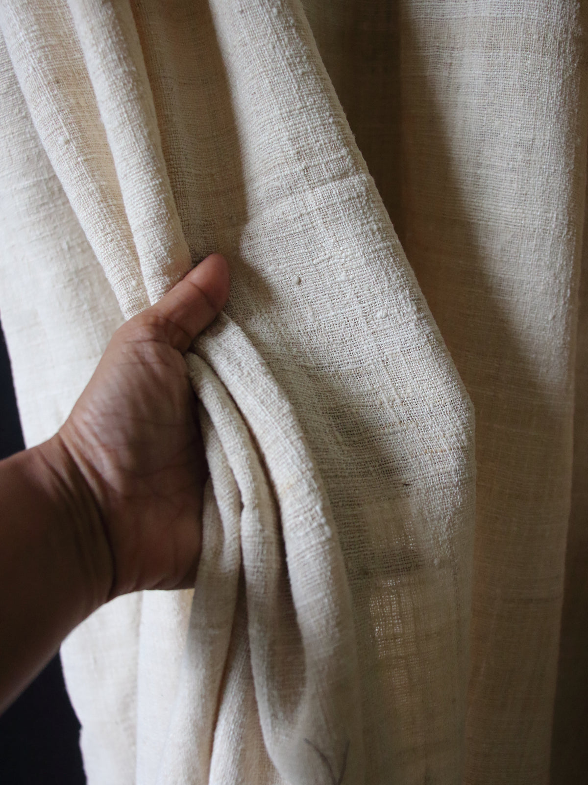 Extra Large Natural Off white Handwoven / Handspun Eri Silk Shawl from Assam