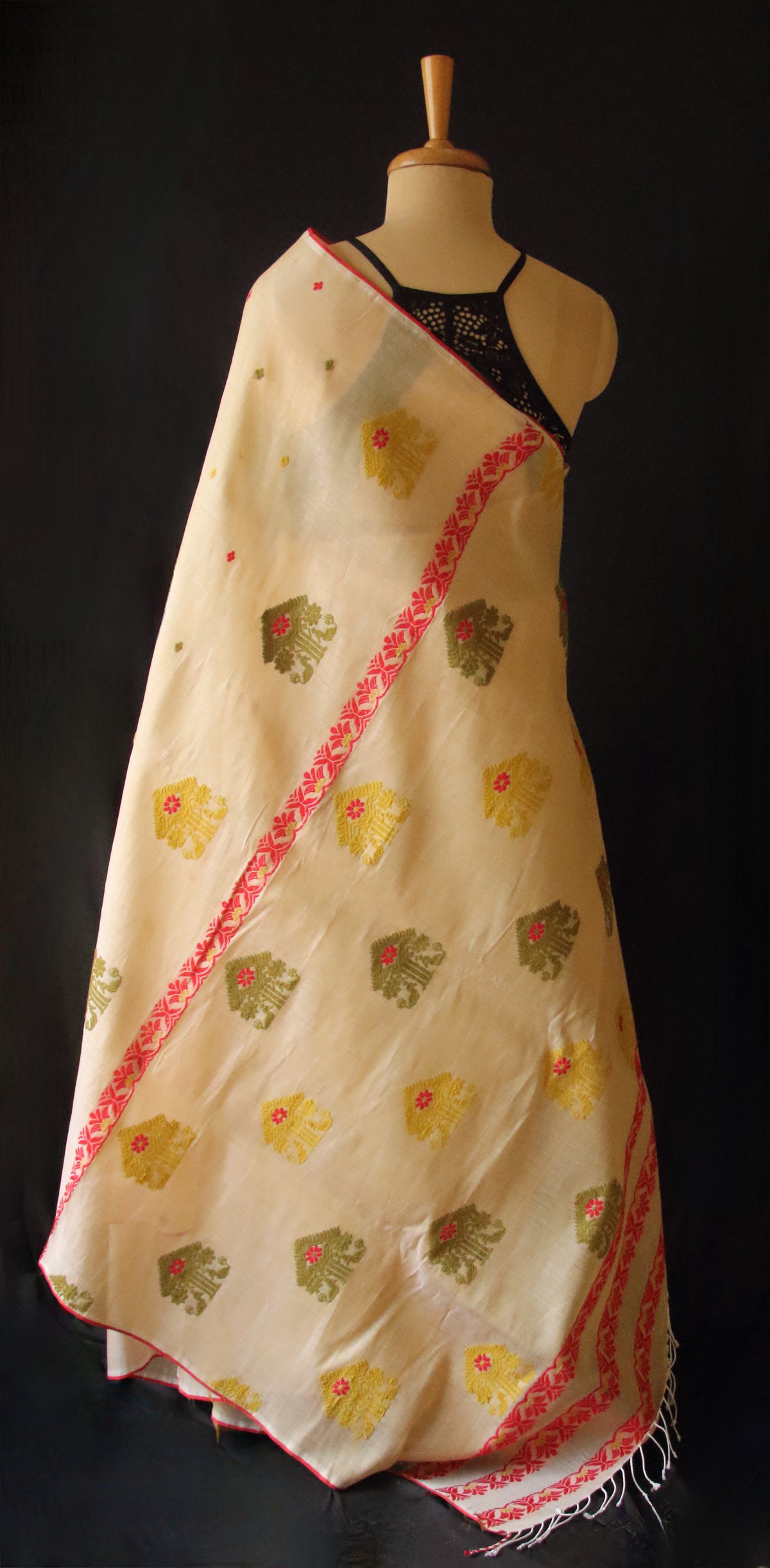 Soft Beige  Handloom Cotton Silk Saree from Assam