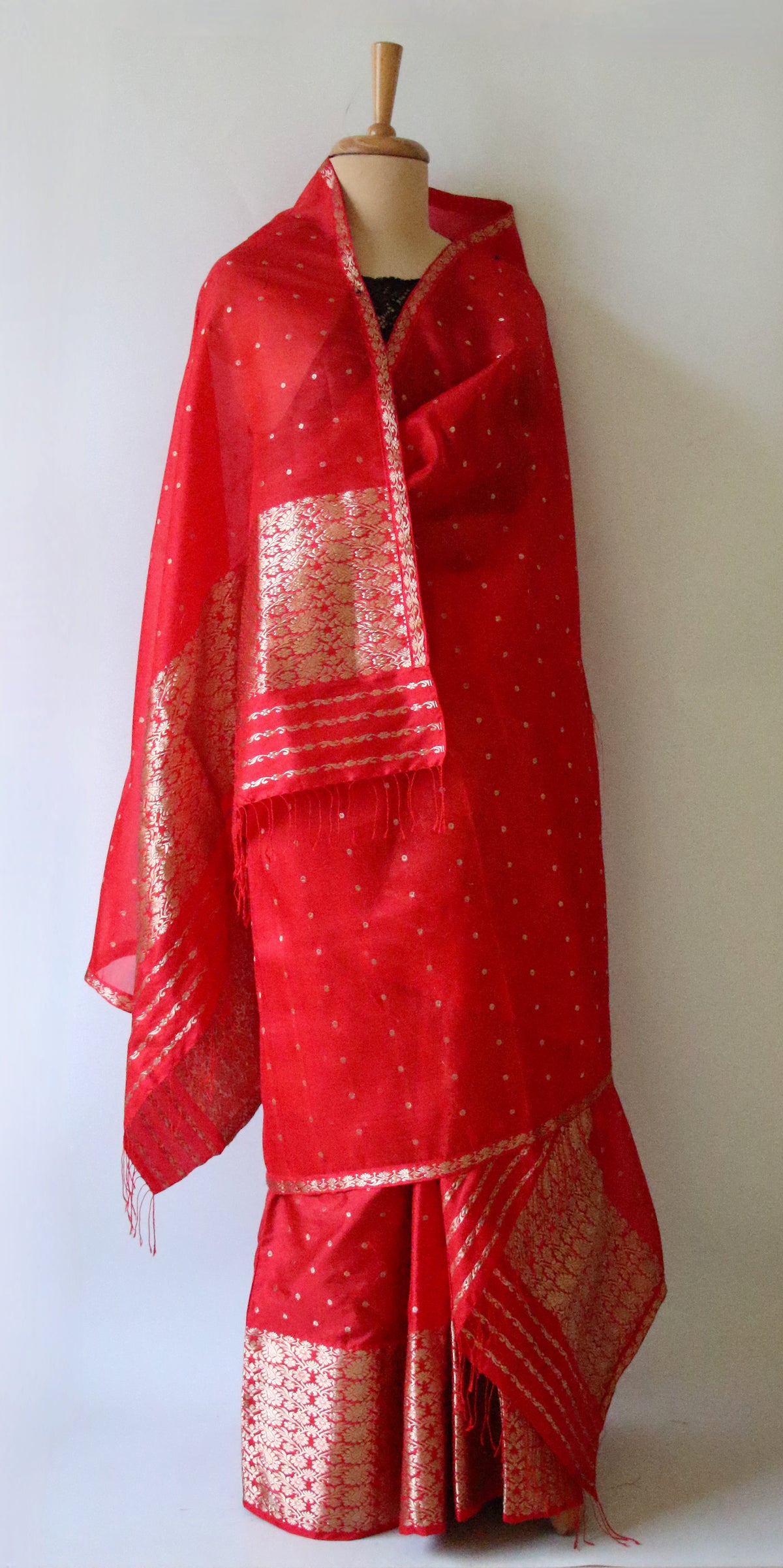 Red Handloom Mulberry Silk Mekhla Chador Set from Assam