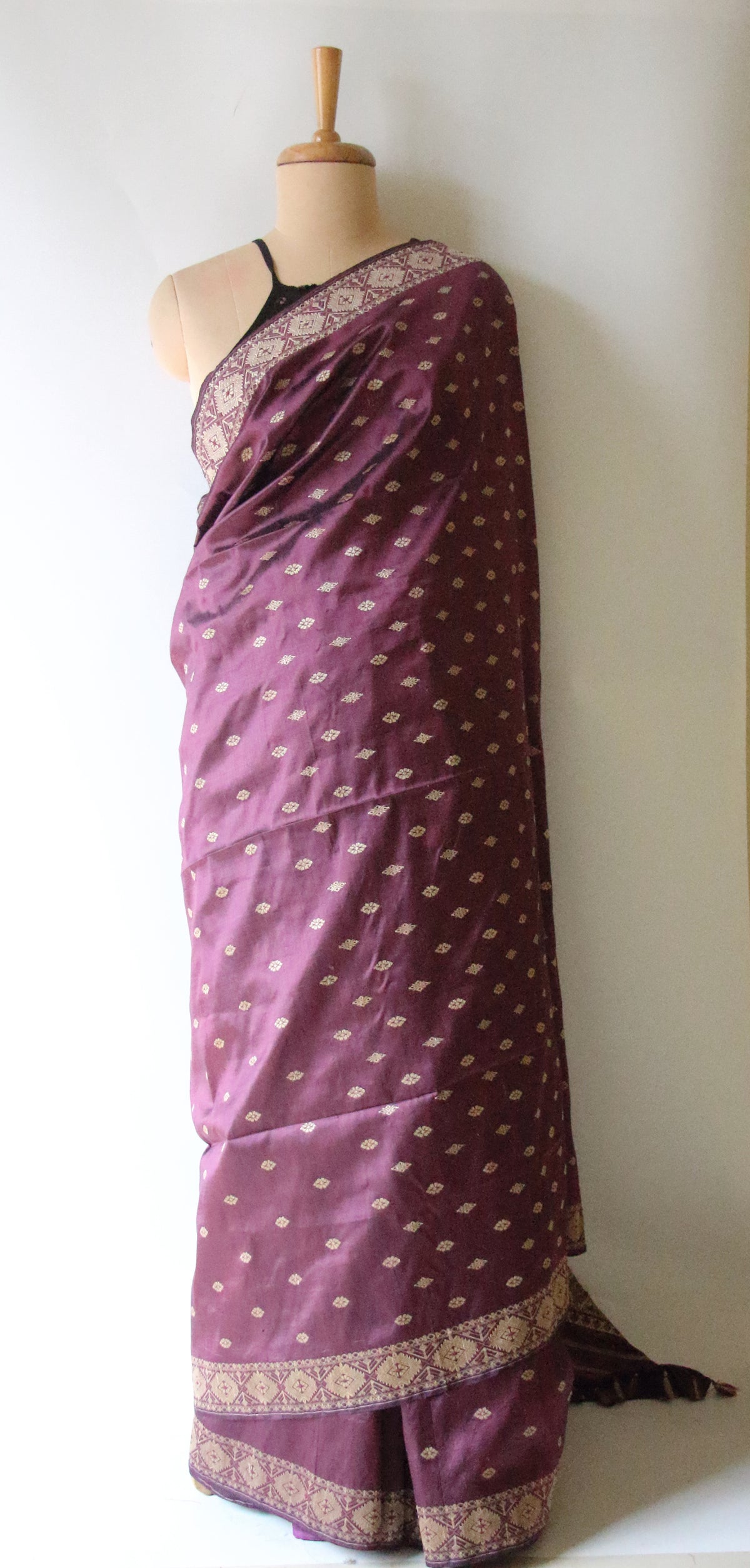Wine Colour Natural Dyed Handloom Mulberry Silk Saree, Muga Silk Motifs