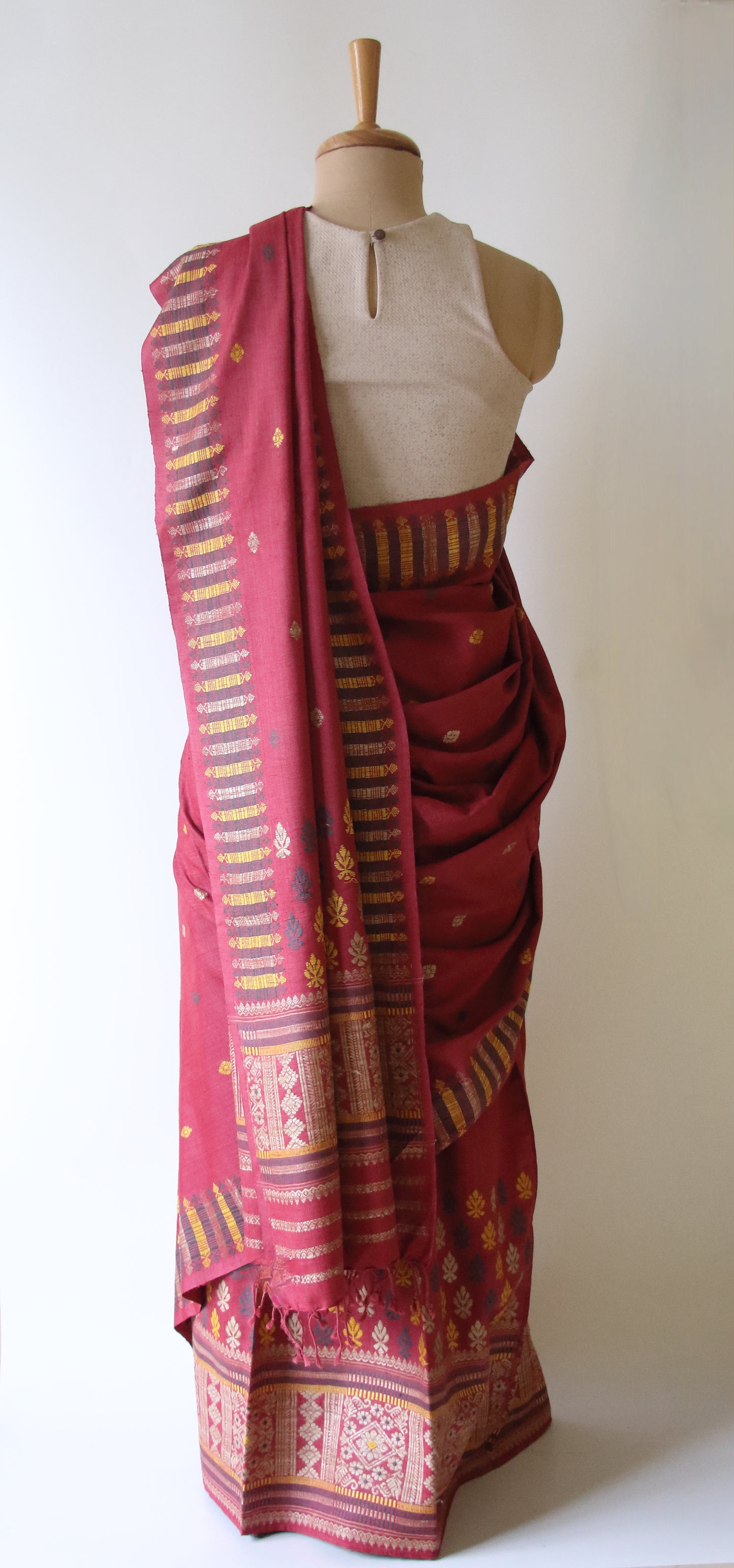 Maroon Narural Dyed Eri Silk Mekhela Chador Set
