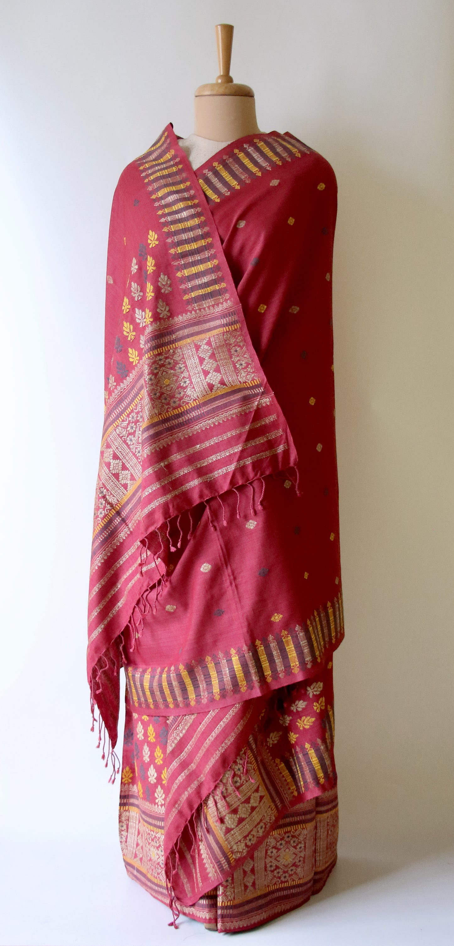Maroon Narural Dyed Eri Silk Mekhela Chador Set