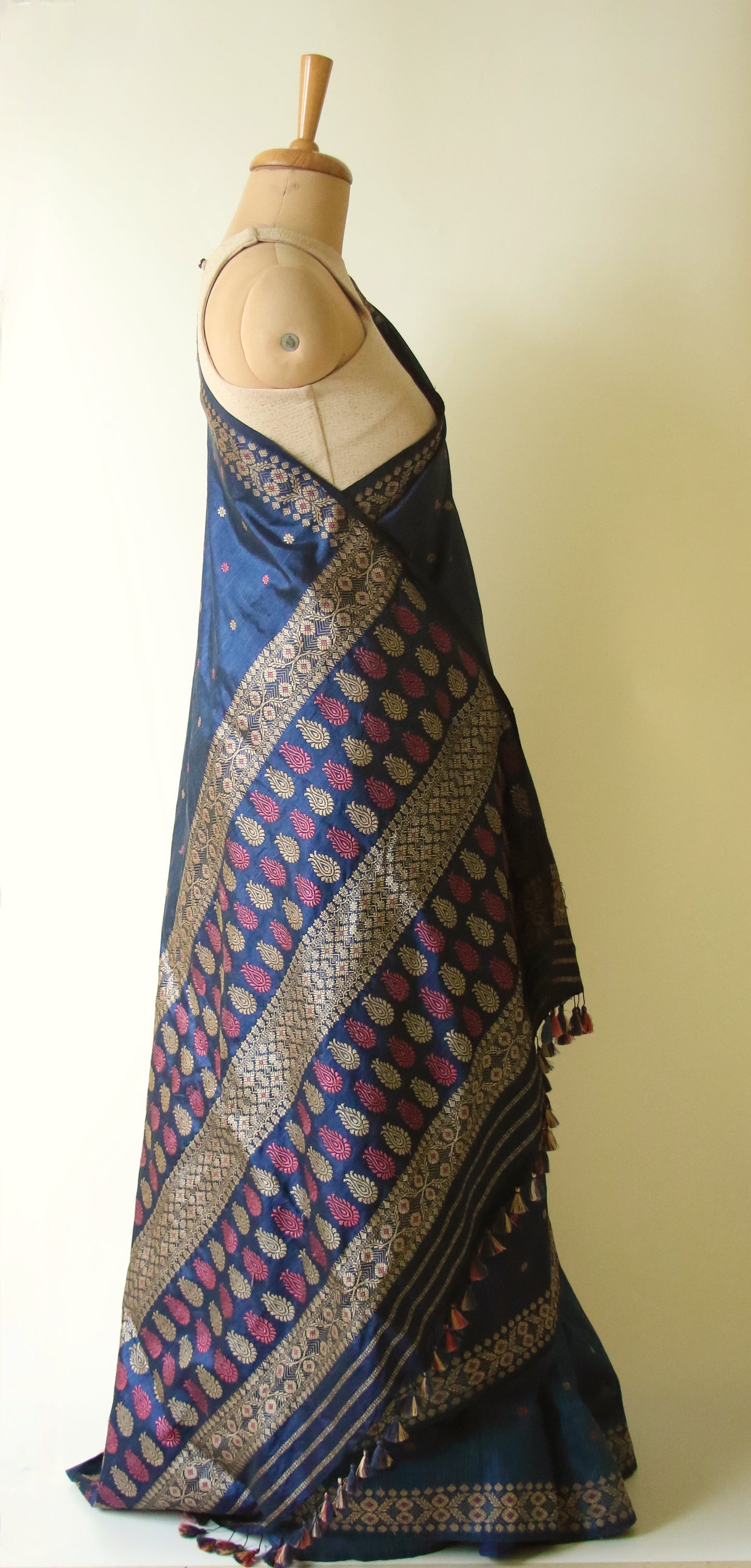 Indigo Natural Dyed Mulberry Silk Saree, Muga Silk Motifs