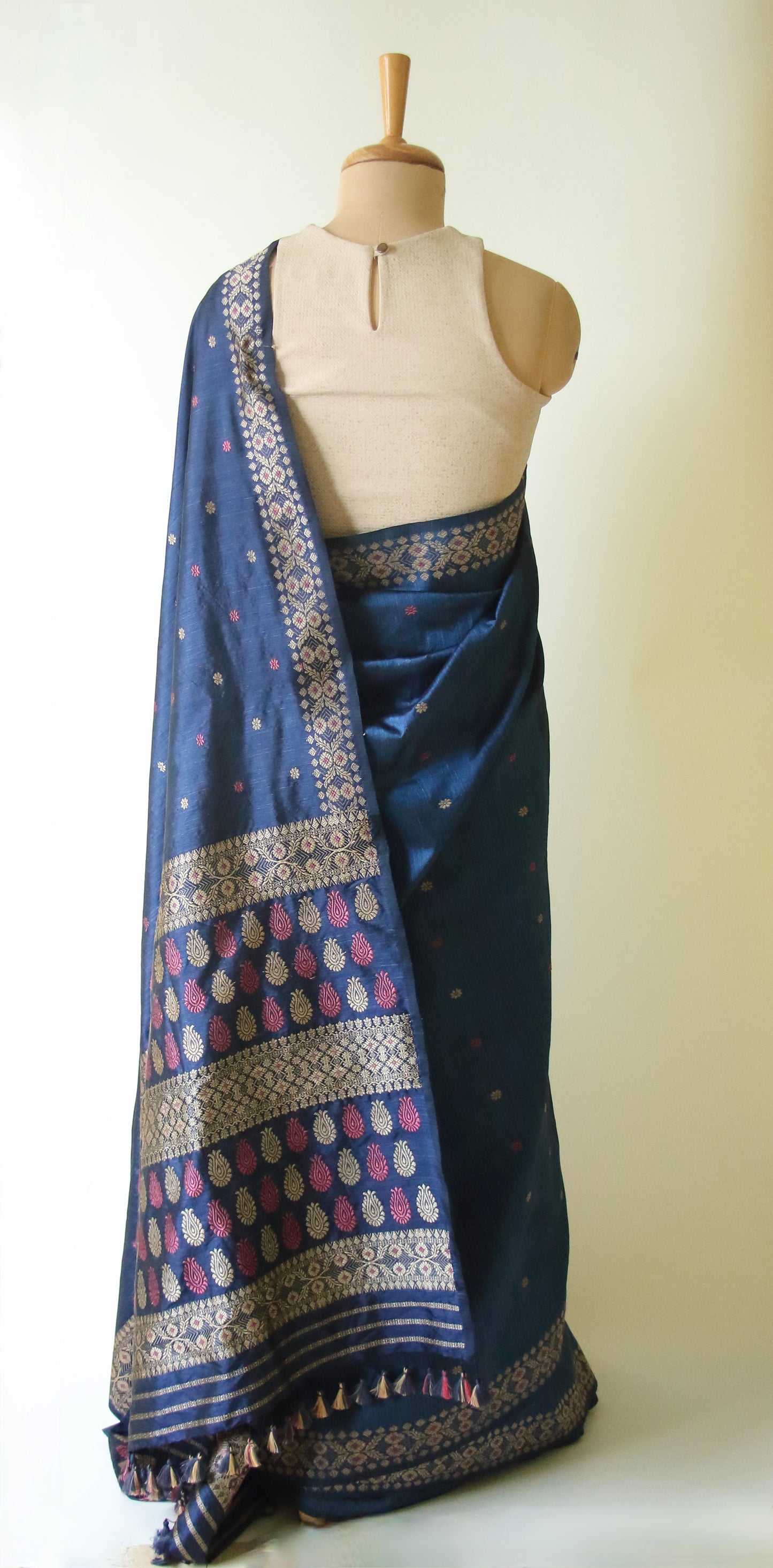Indigo Natural Dyed Mulberry Silk Saree, Muga Silk Motifs