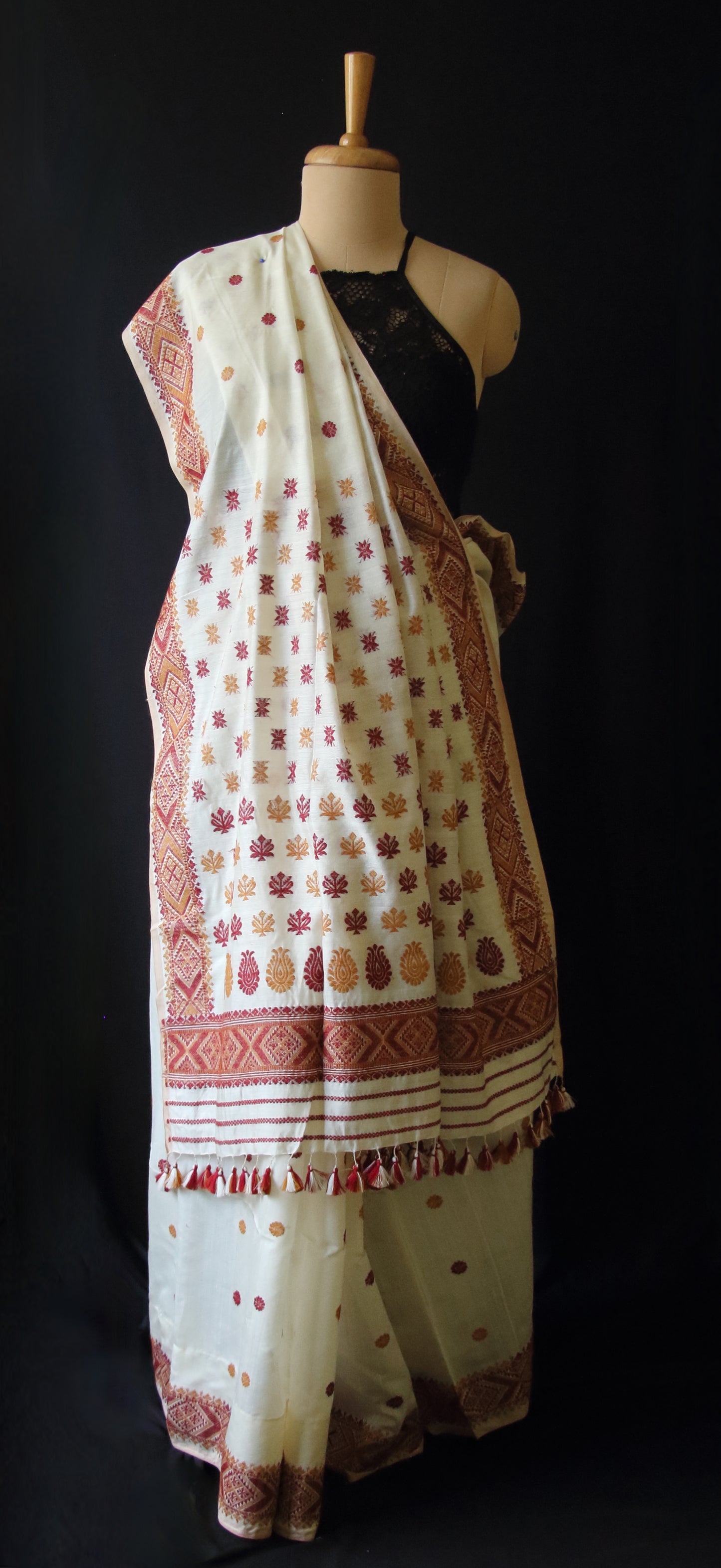 Natural Off White  Handloom Silk  Saree from Assam
