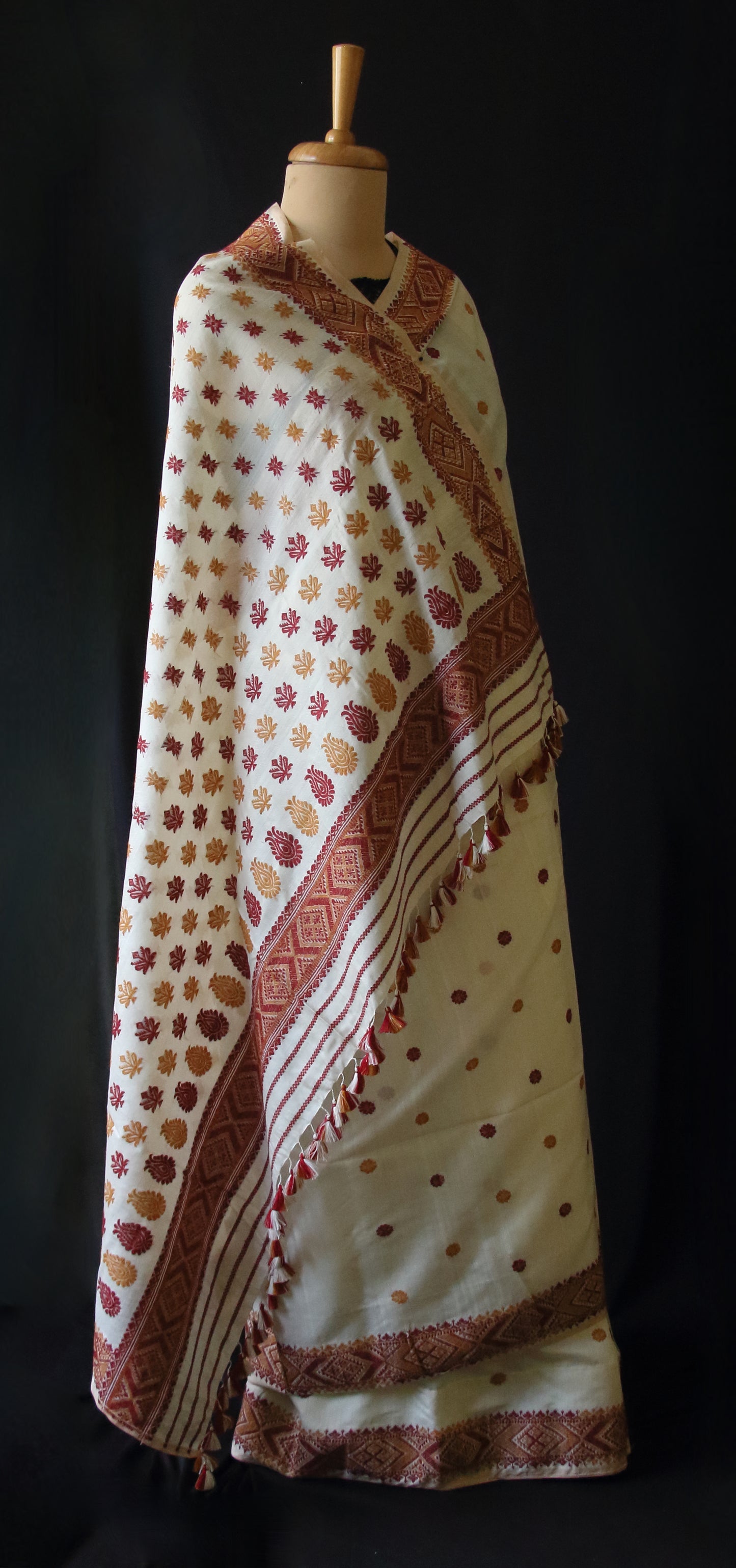 Natural Off White  Handloom Silk  Saree from Assam