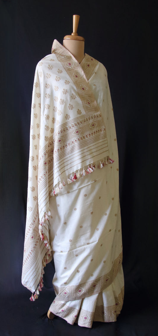Eri Silk Saree in Natural Off White colour from Assam